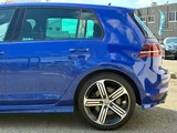 2017 Volkswagen Golf R 4WD Sedan for sale, Japanese used car export - photo 58 of 74 | GULJI TRADERS
