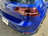 2017 Volkswagen Golf R 4WD Sedan for sale, Japanese used car export - photo 67 of 74 | GULJI TRADERS