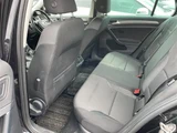 2017 Volkswagen Golf Sedan for sale, Japanese used car export - photo 17 of 24 | GULJI TRADERS