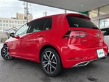 2017 Volkswagen Golf TSI Sedan for sale, Japanese used car export - photo 2 of 24 | GULJI TRADERS