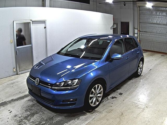 2017 Volkswagen Golf Sedan for sale, Japanese used car export - photo 1 of 5 | GULJI TRADERS