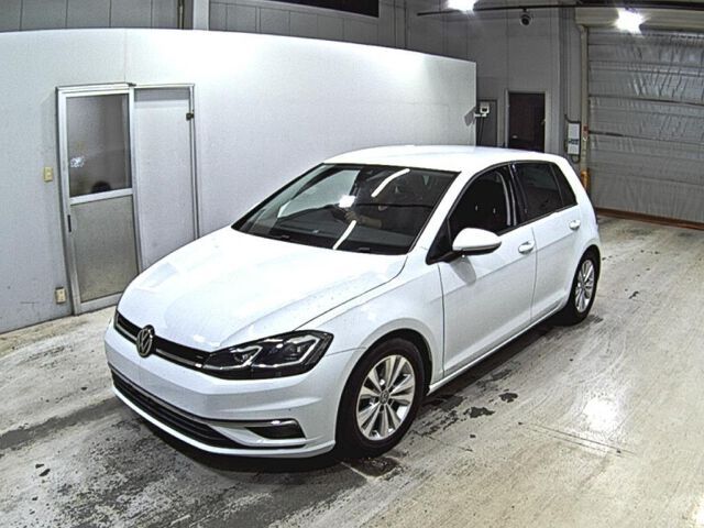 2017 Volkswagen Golf Sedan for sale, Japanese used car export - photo 1 of 5 | GULJI TRADERS