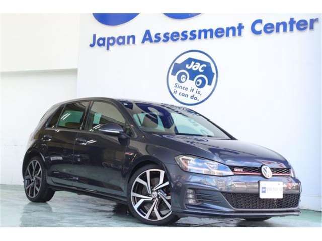 2017 Volkswagen Golf Sedan for sale, Japanese used car export - photo 1 of 46 | GULJI TRADERS