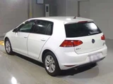 2017 Volkswagen Golf Sedan for sale, Japanese used car export - photo 4 of 10 | GULJI TRADERS