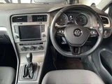 2017 Volkswagen Golf Sedan for sale, Japanese used car export - photo 6 of 10 | GULJI TRADERS