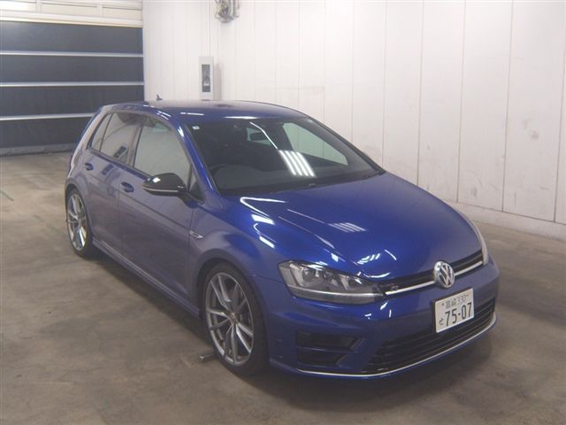 2017 Volkswagen Golf 4WD Sedan for sale, Japanese used car export | GULJI TRADERS