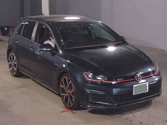 2017 Volkswagen Golf Sedan for sale, Japanese used car export | GULJI TRADERS
