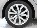 2018 Volkswagen Golf Sedan for sale, Japanese used car export - photo 44 of 49 | GULJI TRADERS