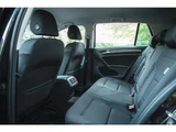 2018 Volkswagen Golf Sedan for sale, Japanese used car export - photo 35 of 64 | GULJI TRADERS