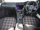 2018 Volkswagen Golf Dynamic Sedan for sale, Japanese used car export - photo 3 of 5 | GULJI TRADERS