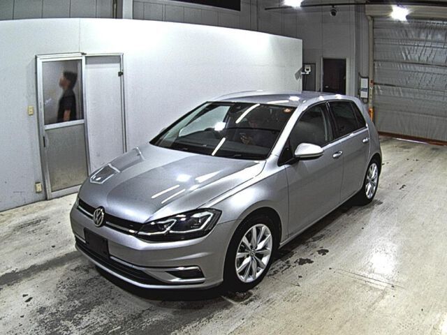 2018 Volkswagen Golf Sedan for sale, Japanese used car export - photo 1 of 5 | GULJI TRADERS