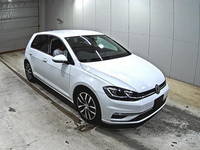 2018 Volkswagen Golf Sedan for sale, Japanese used car export | GULJI TRADERS