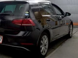 2018 Volkswagen Golf Sedan for sale, Japanese used car export - photo 5 of 10 | GULJI TRADERS