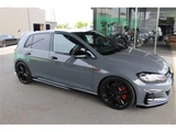 2019 Volkswagen Golf GTI TCR Sedan for sale, Japanese used car export - photo 27 of 54 | GULJI TRADERS