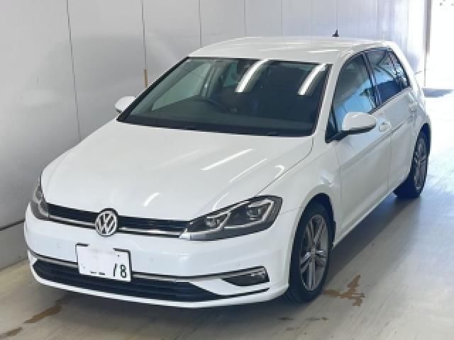 2019 Volkswagen Golf - photo 1 2019 Volkswagen Golf Sedan for sale, Japanese used car export - photo 1 of 5 | GULJI TRADERS