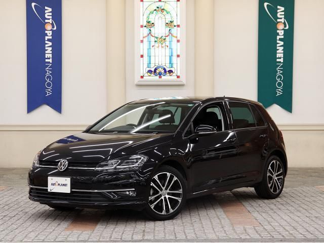2019 Volkswagen Golf - photo 1 2019 Volkswagen Golf Sedan for sale, Japanese used car export - photo 1 of 9 | GULJI TRADERS