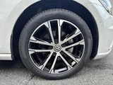 2020 Volkswagen Golf TSI Sedan for sale, Japanese used car export - photo 27 of 50 | GULJI TRADERS