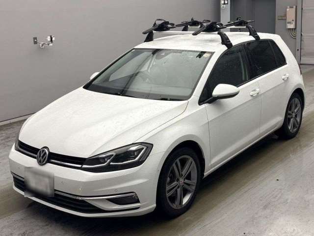 2020 Volkswagen Golf - photo 1 2020 Volkswagen Golf Sedan for sale, Japanese used car export - photo 1 of 14 | GULJI TRADERS