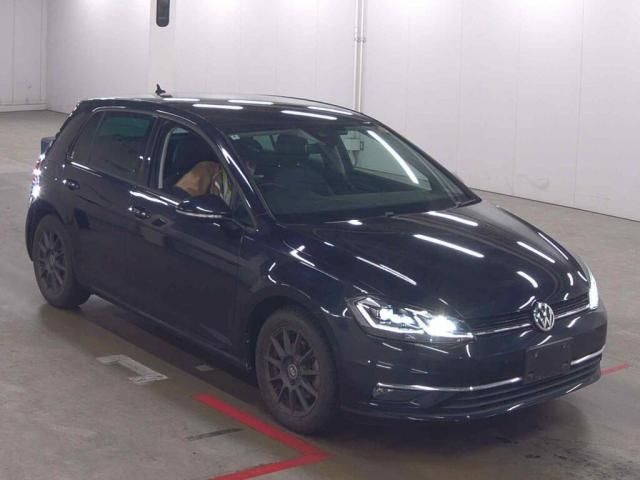 2020 Volkswagen Golf - photo 1 2020 Volkswagen Golf Sedan for sale, Japanese used car export - photo 1 of 5 | GULJI TRADERS