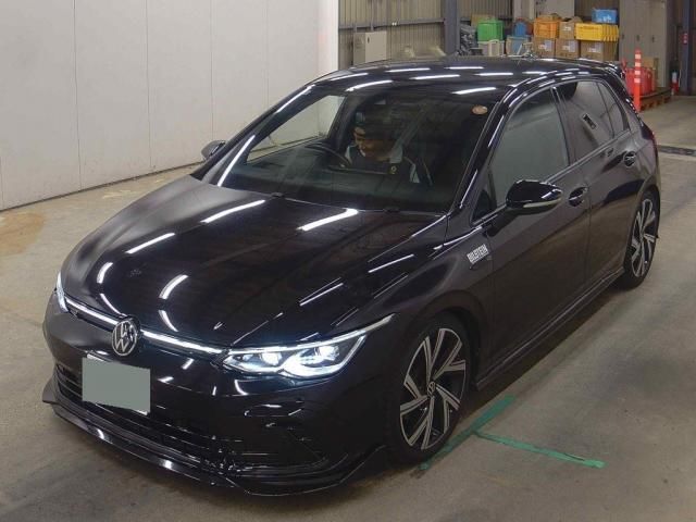 2022 Volkswagen Golf eTSI Sedan for sale, Japanese used car export - photo 1 of 5 | GULJI TRADERS