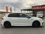 2023 Volkswagen Golf R Sedan for sale, Japanese used car export - photo 17 of 24 | GULJI TRADERS