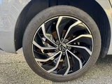 2024 Volkswagen Golf Diesel TDI Active Advance Platinum Edit Sedan for sale, Japanese used car export - photo 26 of 50 | GULJI TRADERS
