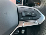2025 Volkswagen Golf eTSI Sedan for sale, Japanese used car export - photo 22 of 59 | GULJI TRADERS