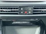 2025 Volkswagen Golf eTSI Sedan for sale, Japanese used car export - photo 25 of 59 | GULJI TRADERS