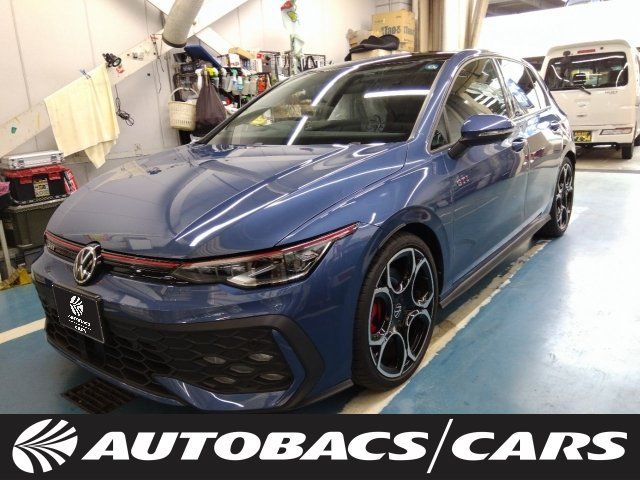 2025 Volkswagen Golf 2000 GTI 7FAT 2WD - photo 1 2025 Volkswagen Golf 2000 GTI 7FAT 2WD Sedan for sale, Japanese used car export - photo 1 of 3 | GULJI TRADERS