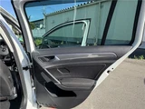 2015 Volkswagen Golf Alltrack Sedan for sale, Japanese used car export - photo 29 of 48 | GULJI TRADERS