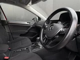 2015 Volkswagen Golf Alltrack TSI 4 PKG 4WD Sedan for sale, Japanese used car export - photo 7 of 23 | GULJI TRADERS