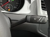 2015 Volkswagen Golf Alltrack TSI 4 PKG 4WD Sedan for sale, Japanese used car export - photo 21 of 23 | GULJI TRADERS