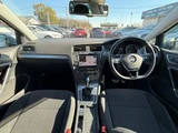 2015 Volkswagen Golf Alltrack TSI Sedan for sale, Japanese used car export - photo 4 of 8 | GULJI TRADERS