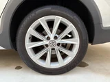 2016 Volkswagen Golf Alltrack Sedan for sale, Japanese used car export - photo 17 of 50 | GULJI TRADERS