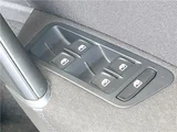 2016 Volkswagen Golf Alltrack TSI Sedan for sale, Japanese used car export - photo 28 of 29 | GULJI TRADERS