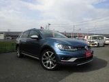 2016 Volkswagen Golf Alltrack TSI 4WD Sedan for sale, Japanese used car export - photo 3 of 59 | GULJI TRADERS