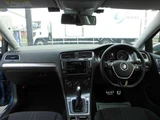 2016 Volkswagen Golf Alltrack TSI 4WD Sedan for sale, Japanese used car export - photo 37 of 59 | GULJI TRADERS
