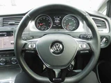 2016 Volkswagen Golf Alltrack TSI 4WD Sedan for sale, Japanese used car export - photo 43 of 59 | GULJI TRADERS