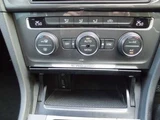 2016 Volkswagen Golf Alltrack TSI 4WD Sedan for sale, Japanese used car export - photo 54 of 59 | GULJI TRADERS