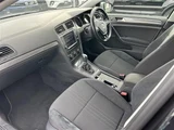 2016 Volkswagen Golf Alltrack TSI 4M Sedan for sale, Japanese used car export - photo 16 of 30 | GULJI TRADERS