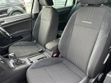 2016 Volkswagen Golf Alltrack TSI 4M Sedan for sale, Japanese used car export - photo 17 of 30 | GULJI TRADERS