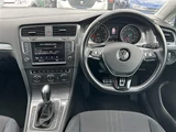 2016 Volkswagen Golf Alltrack TSI 4M Sedan for sale, Japanese used car export - photo 18 of 30 | GULJI TRADERS