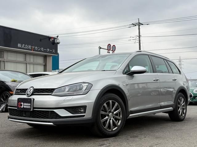 2016 Volkswagen Golf Alltrack TSI Sedan for sale, Japanese used car export - photo 1 of 9 | GULJI TRADERS