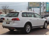 2016 Volkswagen Golf Alltrack TSI Sedan for sale, Japanese used car export - photo 2 of 9 | GULJI TRADERS