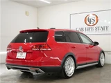 2017 Volkswagen Golf Alltrack TSI4M 4WD Sedan for sale, Japanese used car export - photo 2 of 56 | GULJI TRADERS