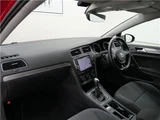 2017 Volkswagen Golf Alltrack TSI4M 4WD Sedan for sale, Japanese used car export - photo 28 of 56 | GULJI TRADERS