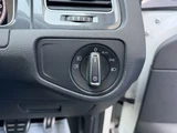 2017 Volkswagen Golf Alltrack TSI 4WD Sedan for sale, Japanese used car export - photo 19 of 46 | GULJI TRADERS