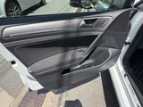 2017 Volkswagen Golf Alltrack TSI 4WD Sedan for sale, Japanese used car export - photo 35 of 46 | GULJI TRADERS