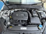 2017 Volkswagen Golf Alltrack TSI 4WD Sedan for sale, Japanese used car export - photo 43 of 46 | GULJI TRADERS
