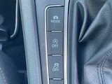 2017 Volkswagen Golf Alltrack TSI 4 PKG 4WD Sedan for sale, Japanese used car export - photo 18 of 24 | GULJI TRADERS